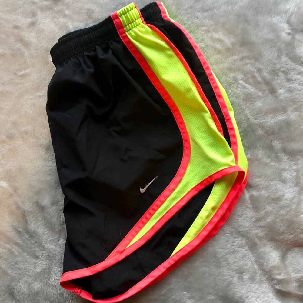 Nike Dri-Fit Tempo Running Shorts